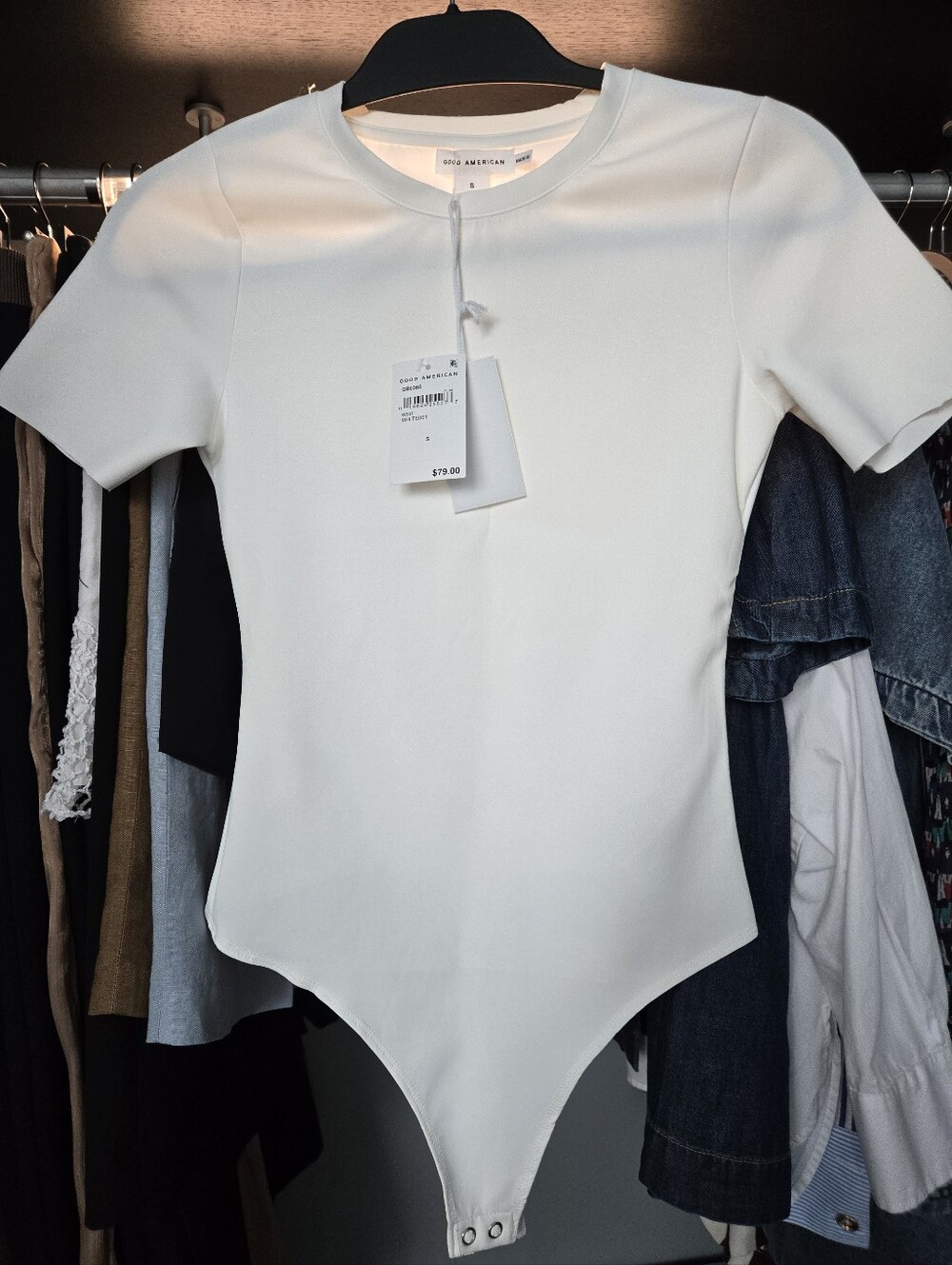 Good American White Short Sleeve Crewneck Bodysuit